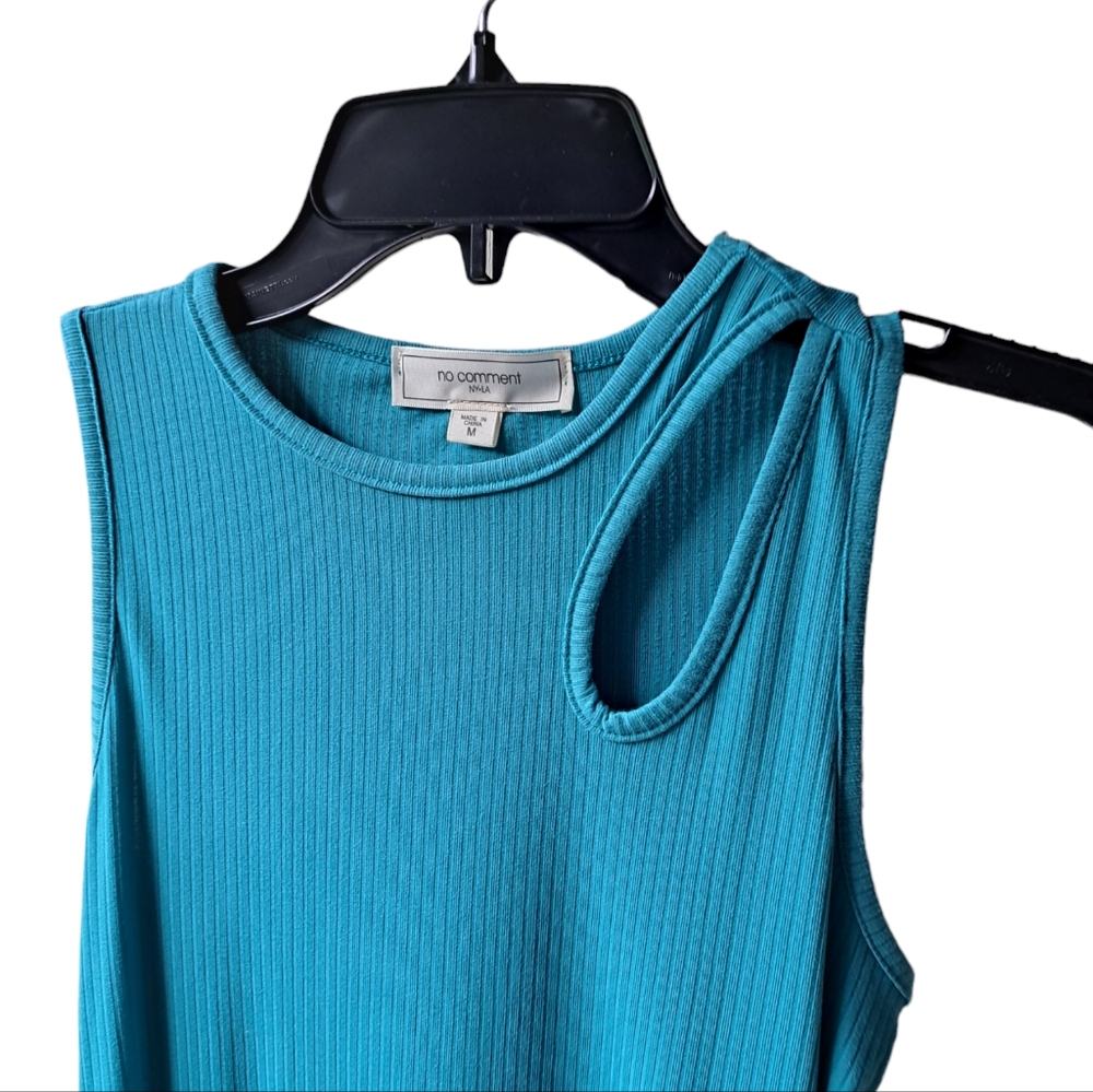 SLEEVELESS DRESS SIZE (M) - Picture 2 of 3